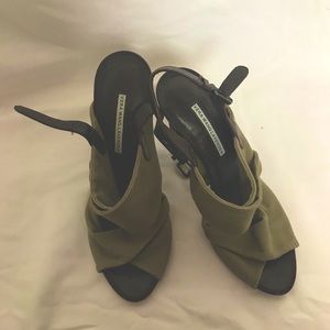 Vera Wang Sandals